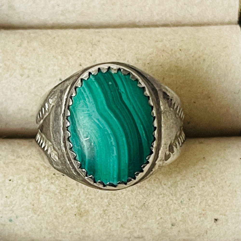 VTG LENORA BEGAY NAVAJO Sterling Silver Malachite Ring Sz 5.5 Signed
